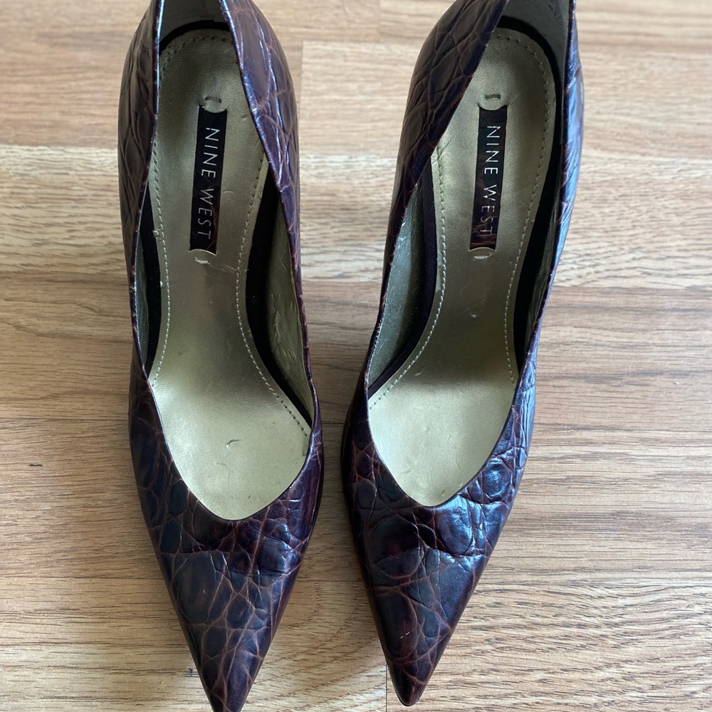 Nine West Dark Brown Croc-Patterned Heels